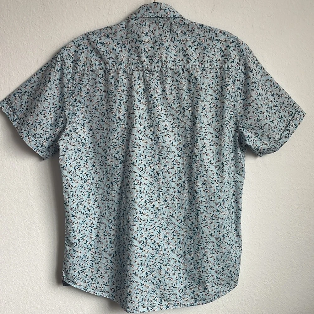 Thread & Cloth - Picture 5 of 10